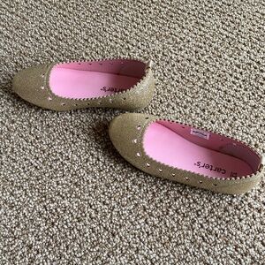 Little Girl Carter‘s Dress Shoes